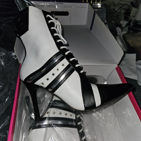 Stelttos black white ankle boots size 7 - Picture 4 of 6
